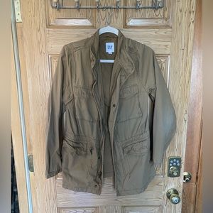 Men's GAP Fashionable and Functional Cargo Jacket